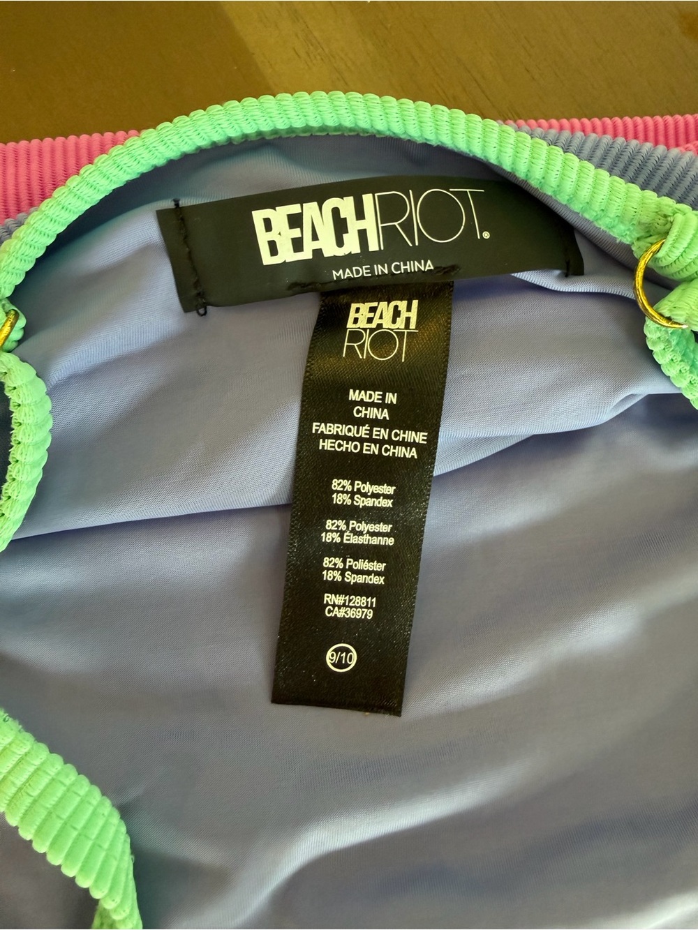Beach Riot Swim Top 9/10 - Picture 3 of 3
